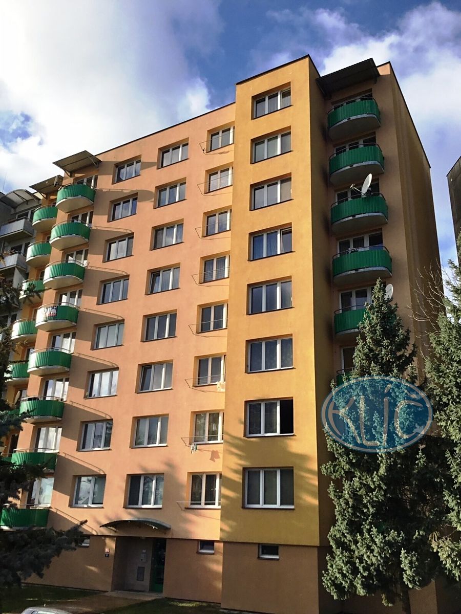 Pronájem bytu 2+kk 43 m² – fotografie 3