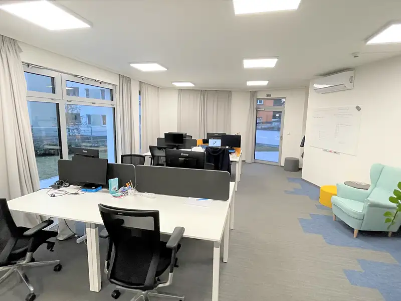 Pronájem kanceláře 109 m², Praha – náhled fotky 3