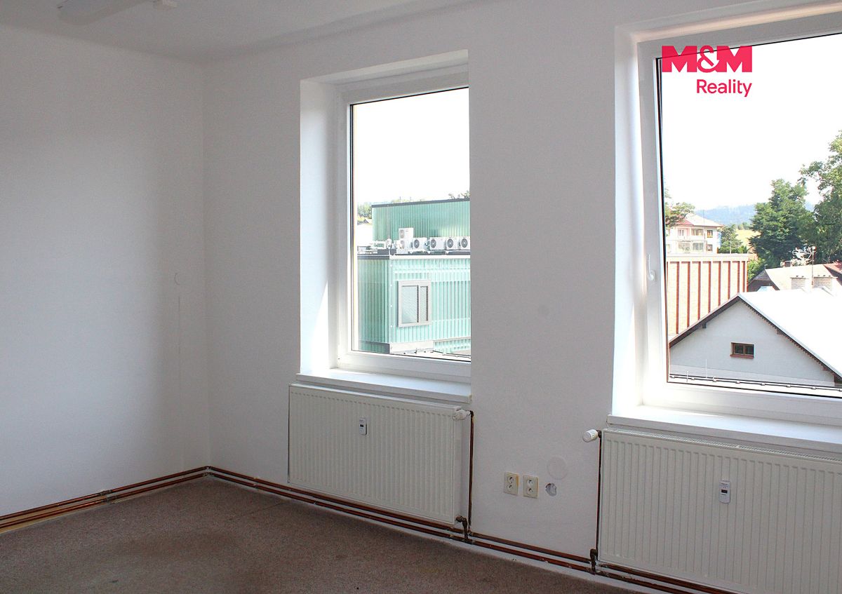 Pronájem kanceláře 18 m² – fotografie 2