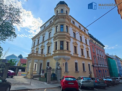 Pronájem bytu 2+kk 66 m²