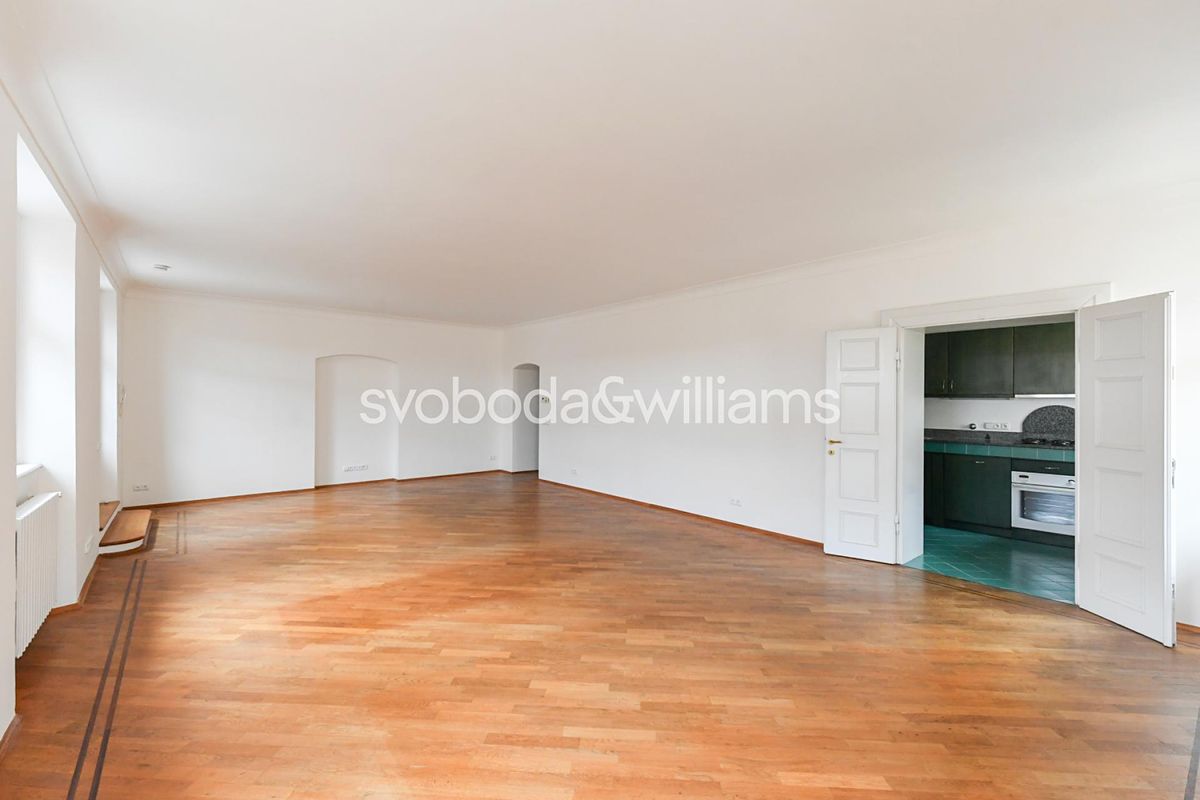 Pronájem bytu 4+1 143 m²