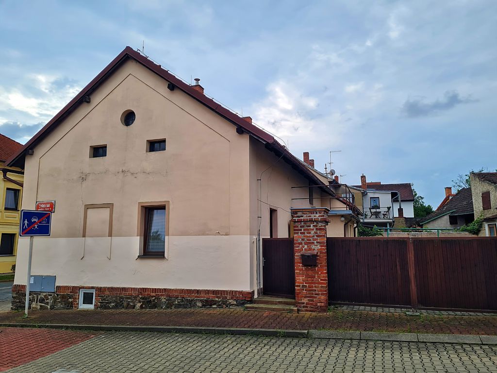 Prodej rodinného domu 150 m², pozemek 505 m² – fotografie 2