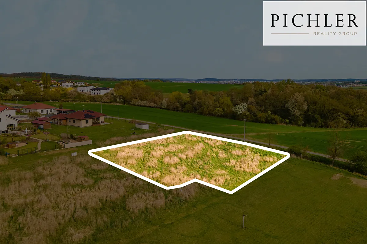 Prodej stavebního pozemku 1932 m²