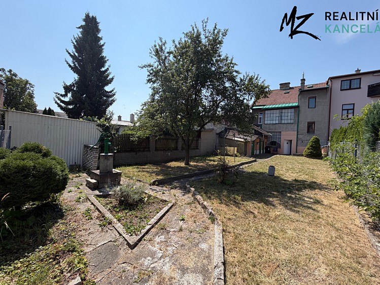 Prodej domu, 191 m² (1 z 21)