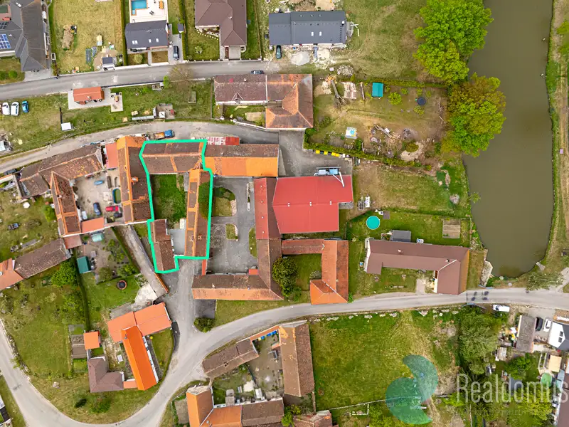 Prodej zemědělské usedlosti 616 m², pozemek 809 m², Babice – náhled fotky 3