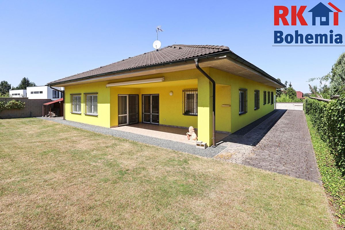 Prodej rodinného domu 266 m², pozemek 1426 m² – fotografie 4