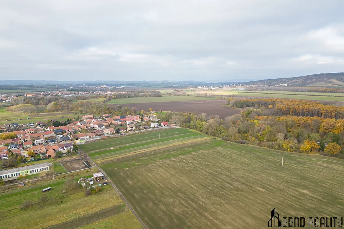 Prodej stavebního pozemku 3803 m² — fotografie 8
