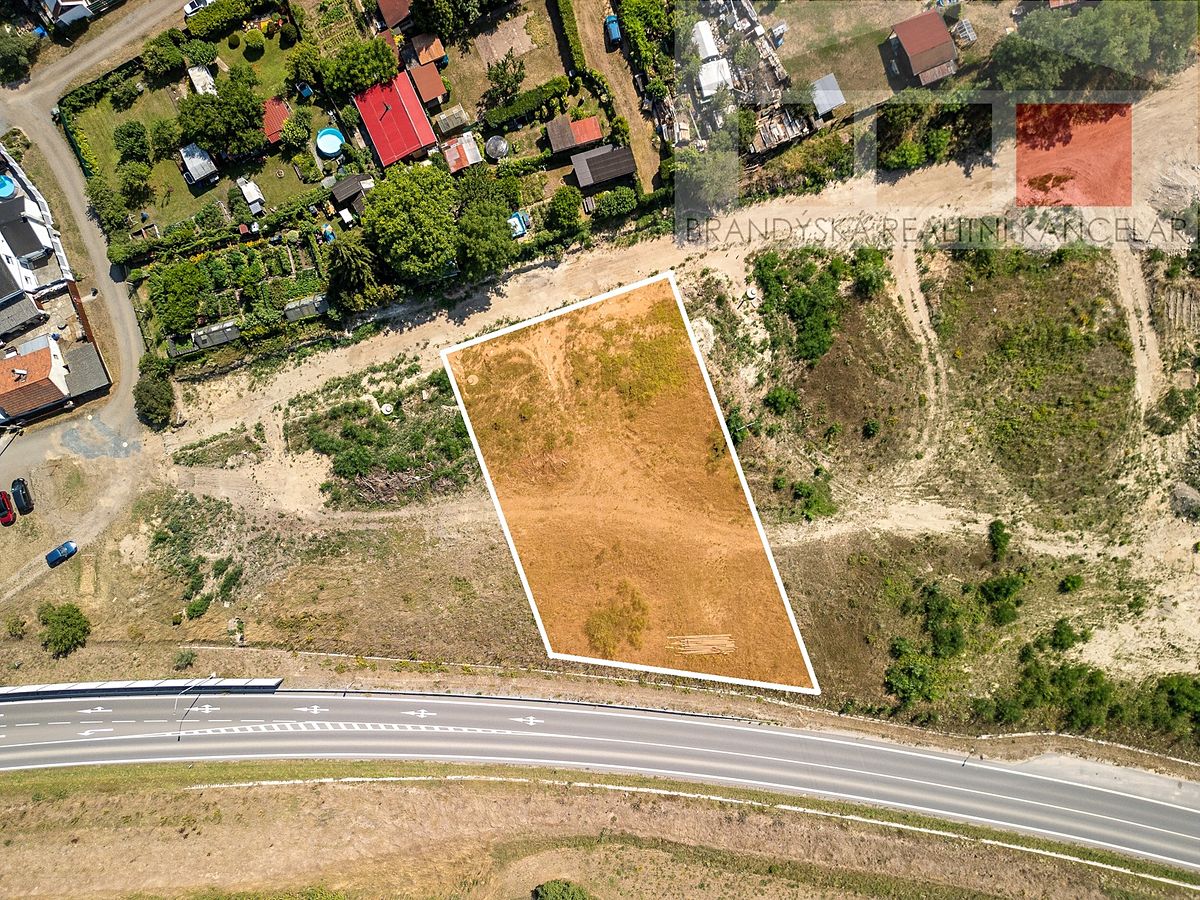 Prodej komerčního pozemku 1652 m² – fotografie 3