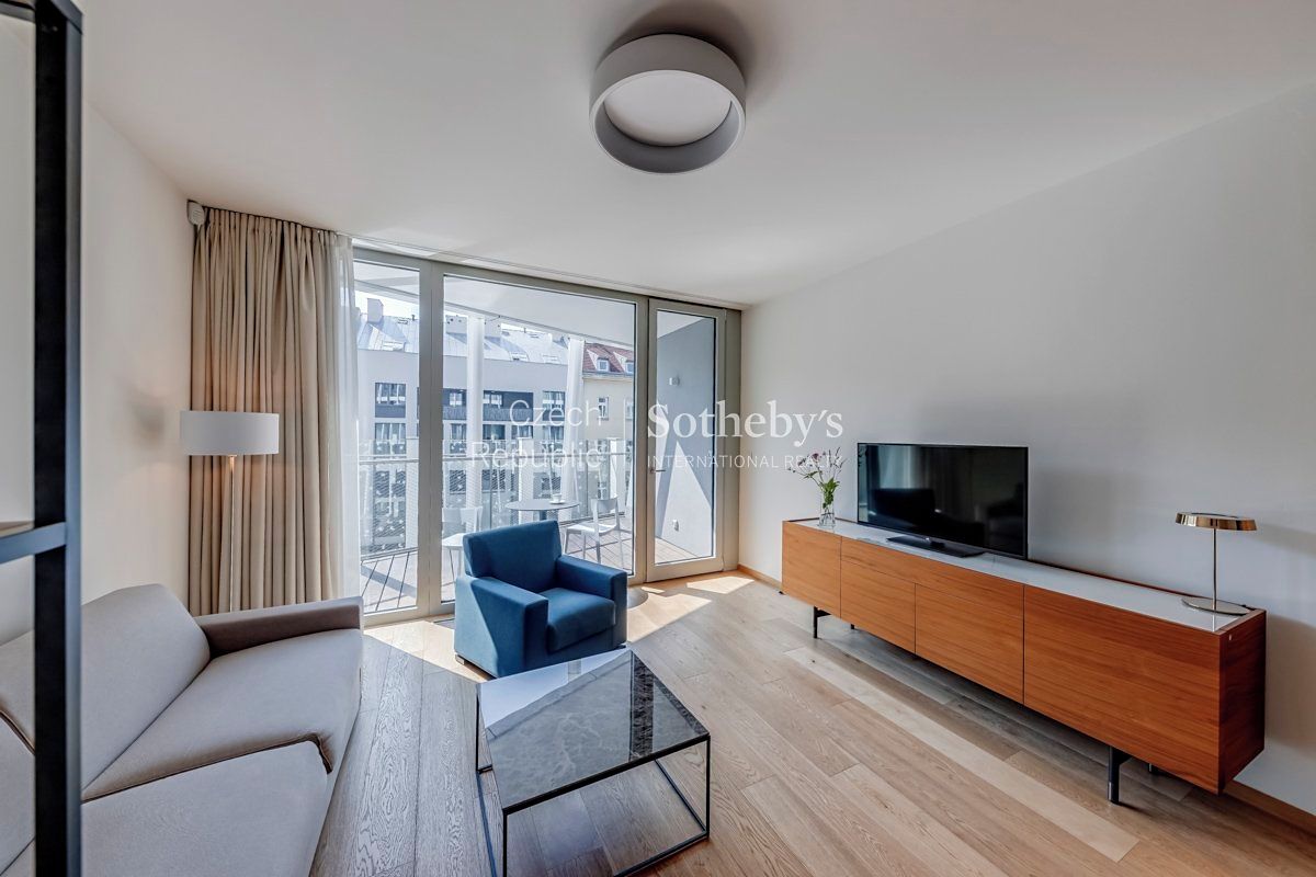 Pronájem bytu 2+kk 78 m² – fotografie 3
