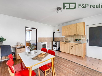 Prodej domu, 110 m² (3 z 23)