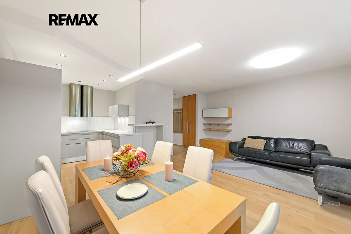 Pronájem bytu 3+kk 96 m² – fotografie 3