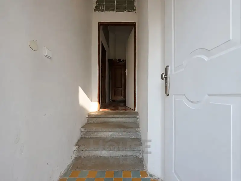 Prodej vícegeneračního domu 275 m², pozemek 739 m², Praha – náhled fotky 2