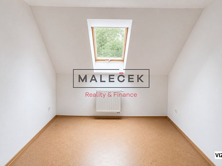 Prodej komerčního prostoru, 160 m² (13 z 17)