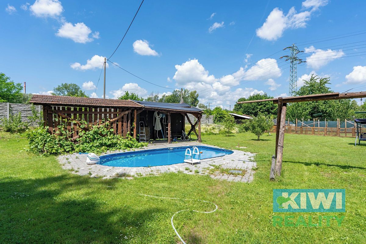 Prodej rodinného domu 258 m², pozemek 2600 m² – fotografie 3