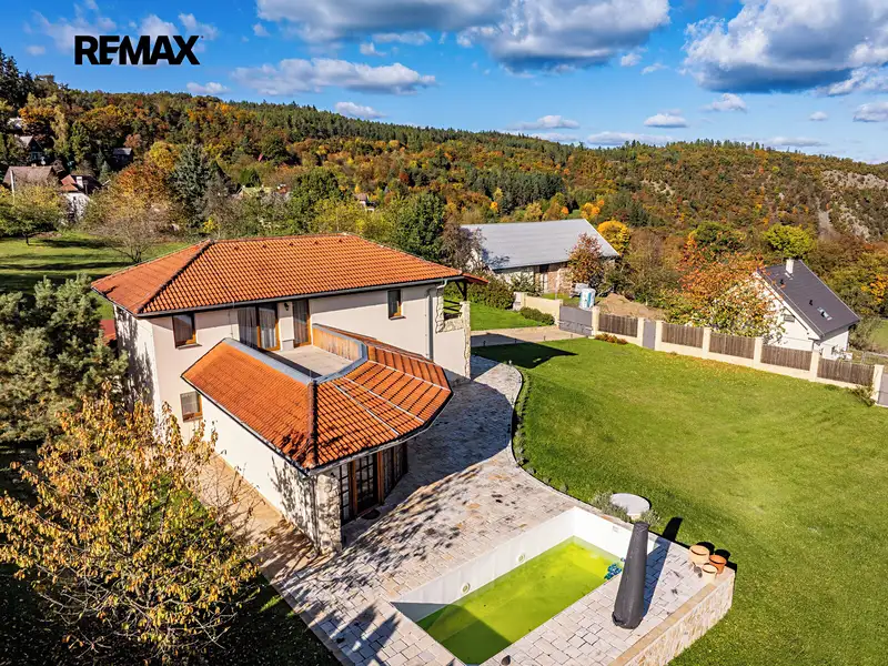Prodej rodinného domu 170 m², pozemek 1873 m², Štěchovice – náhled fotky 2