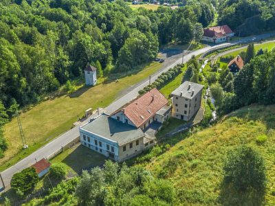 Prodej výrobní haly, prostoru 900 m²