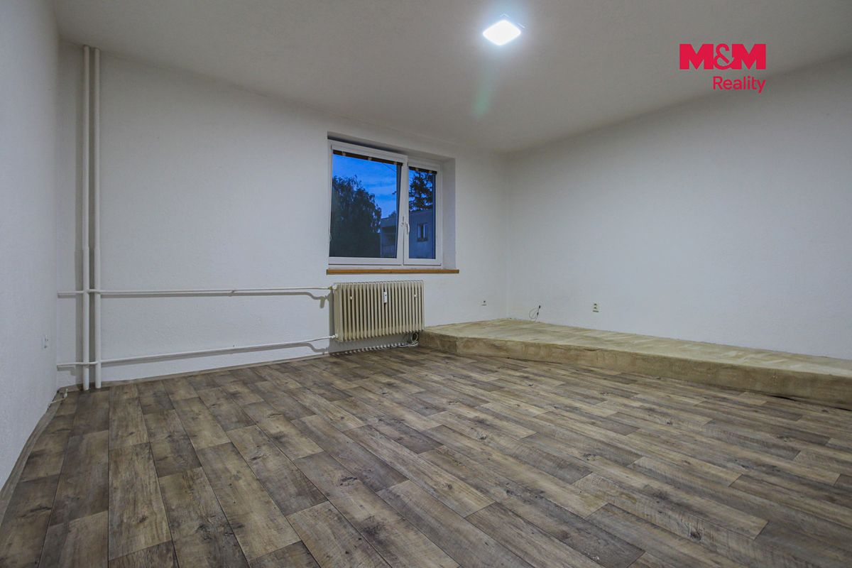 Pronájem bytu 2+1 45 m² – fotografie 3