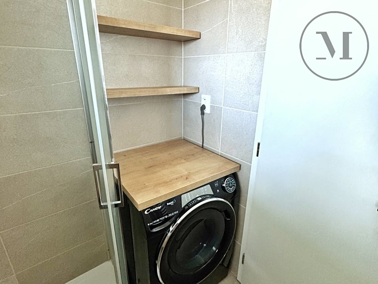 Wohnung 1+kk zum Kauf, 23 m² (8 von 10)