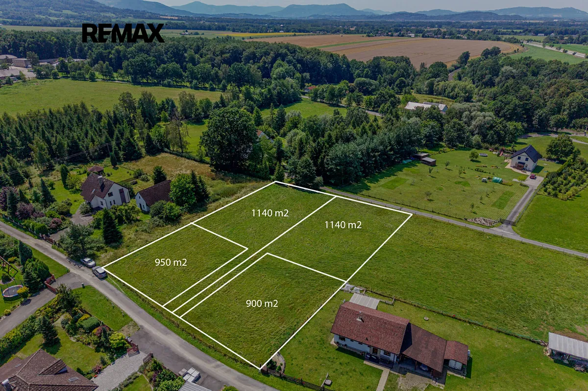 Prodej stavebního pozemku 4127 m²