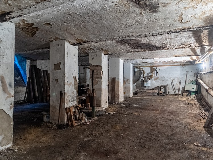 Комерційне приміщення на продаж, 1 254 м² (12 з 30)