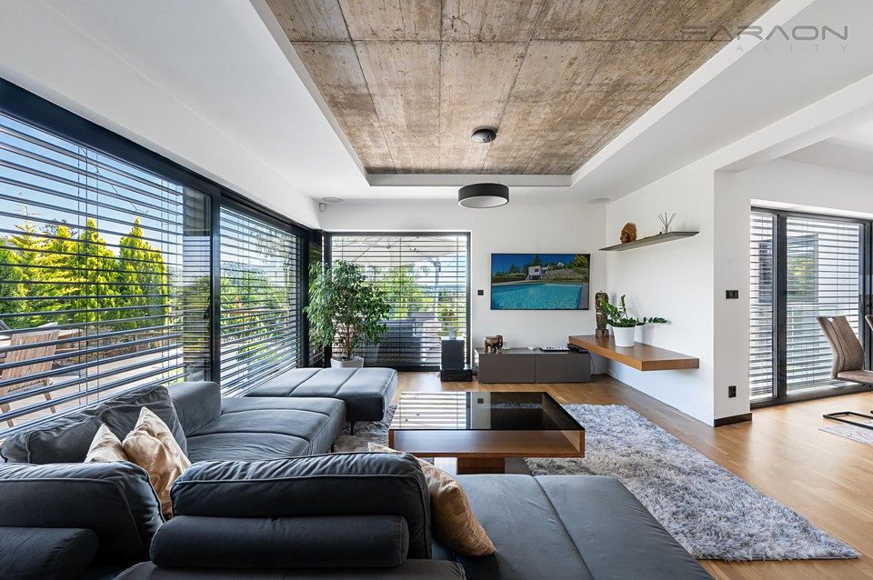 Prodej rodinného domu 232 m², pozemek 933 m² – fotografie 5