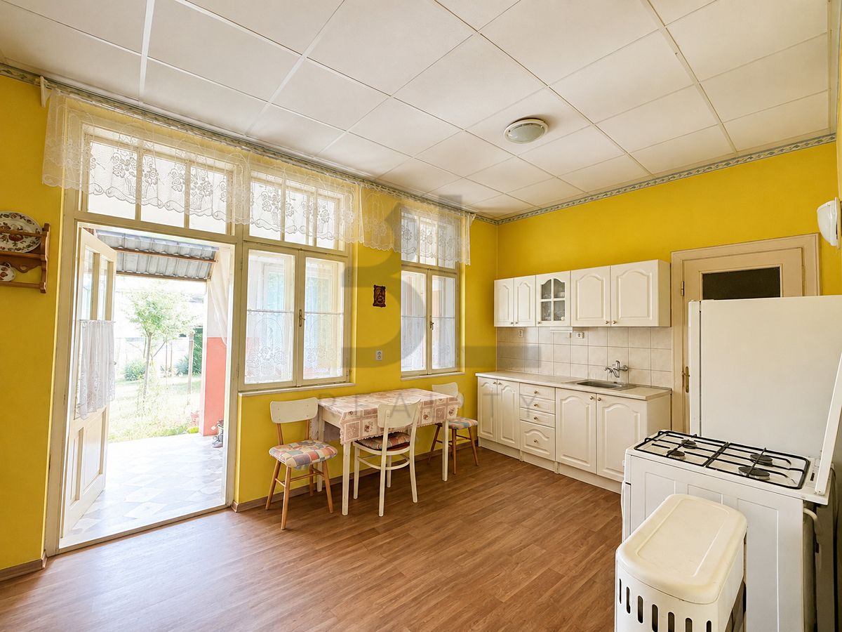 Prodej rodinného domu 70 m², pozemek 189 m² – fotografie 2