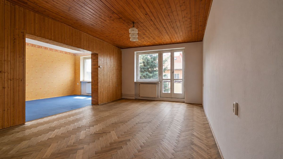 Prodej rodinného domu 246 m², pozemek 375 m² – fotografie 5