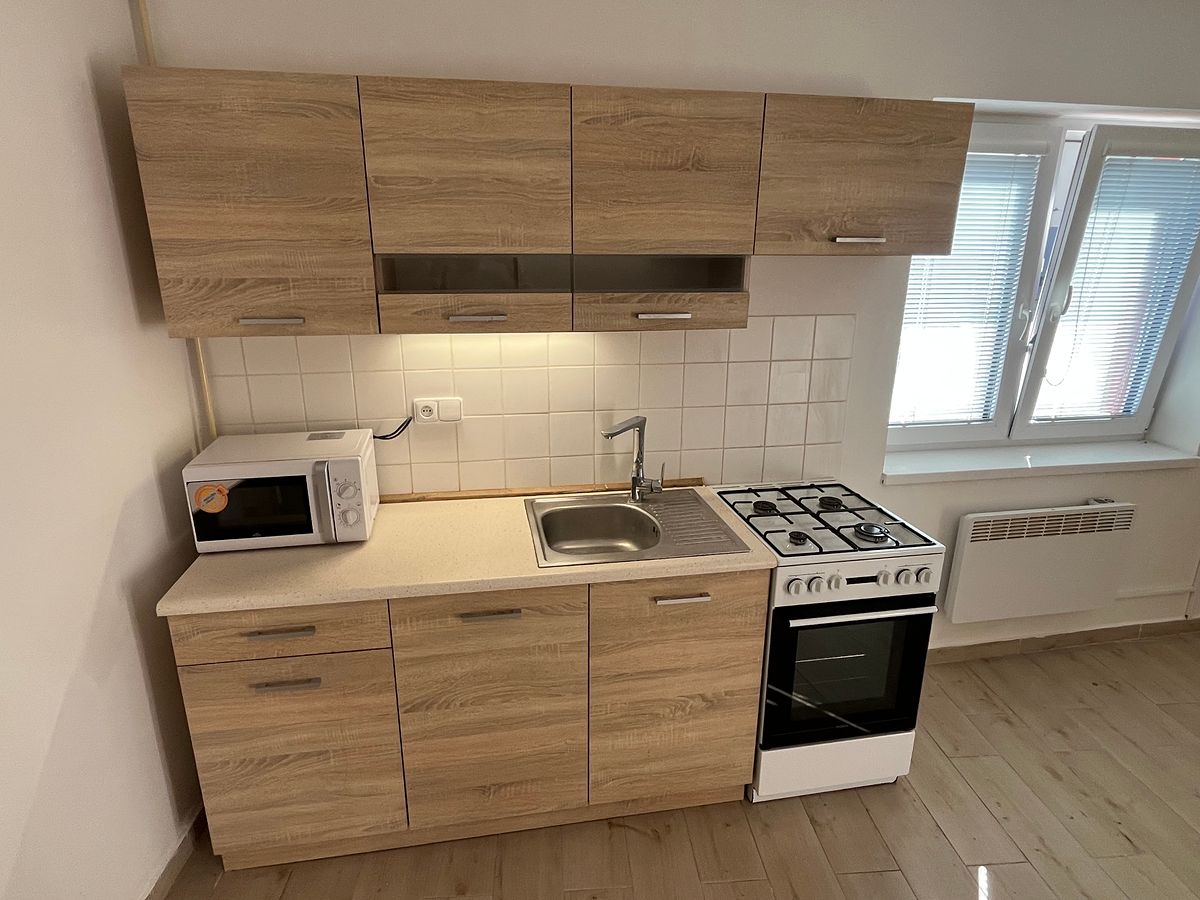 Pronájem bytu 2+kk 43 m²