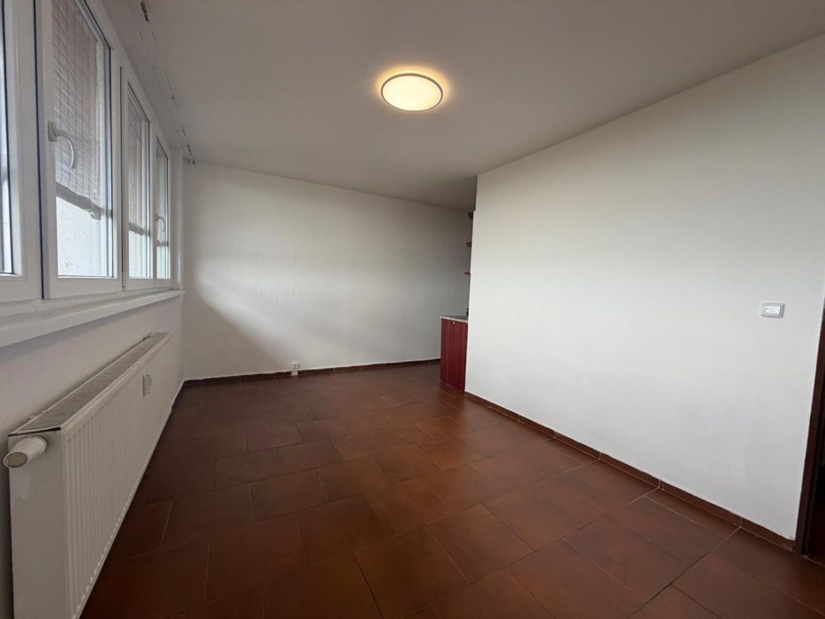 Pronájem bytu 1+kk 23 m² – fotografie 4