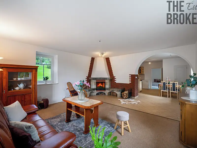 Prodej rodinného domu 79 m², pozemek 5747 m², Neveklov – náhled fotky 3