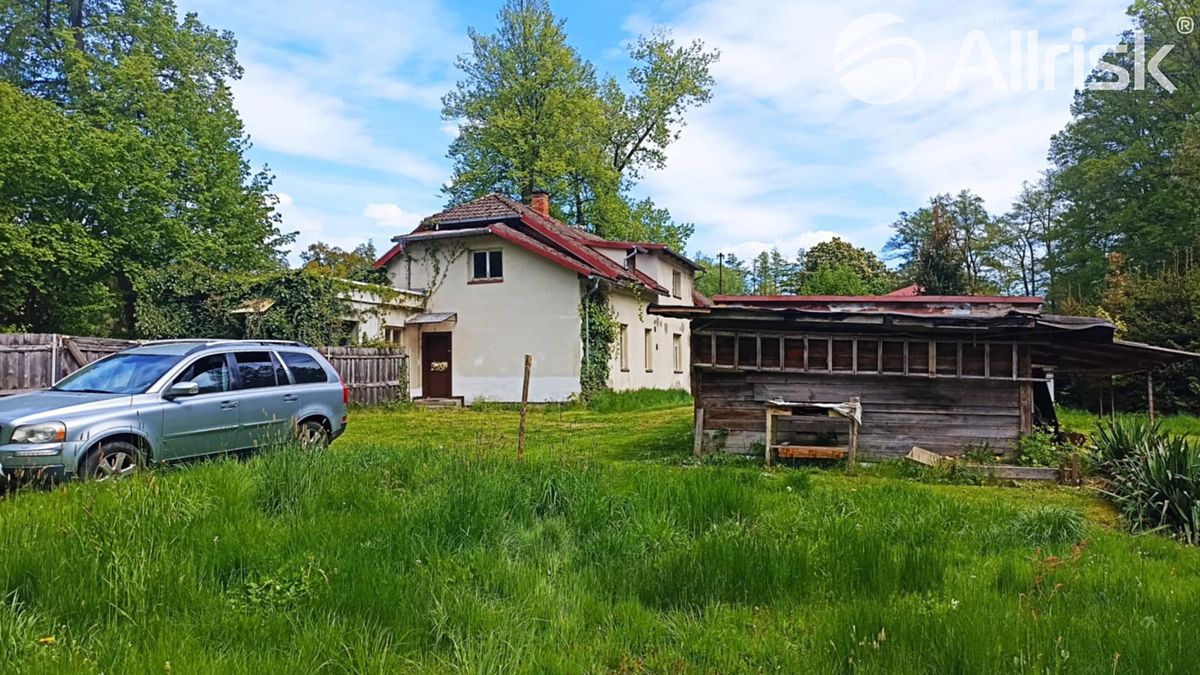 Prodej rodinného domu 320 m², pozemek 406 m² – fotografie 4