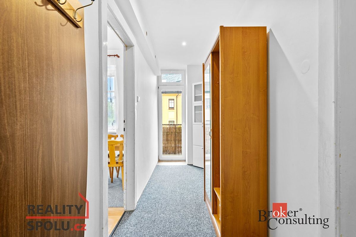 Pronájem bytu 2+kk 67 m²