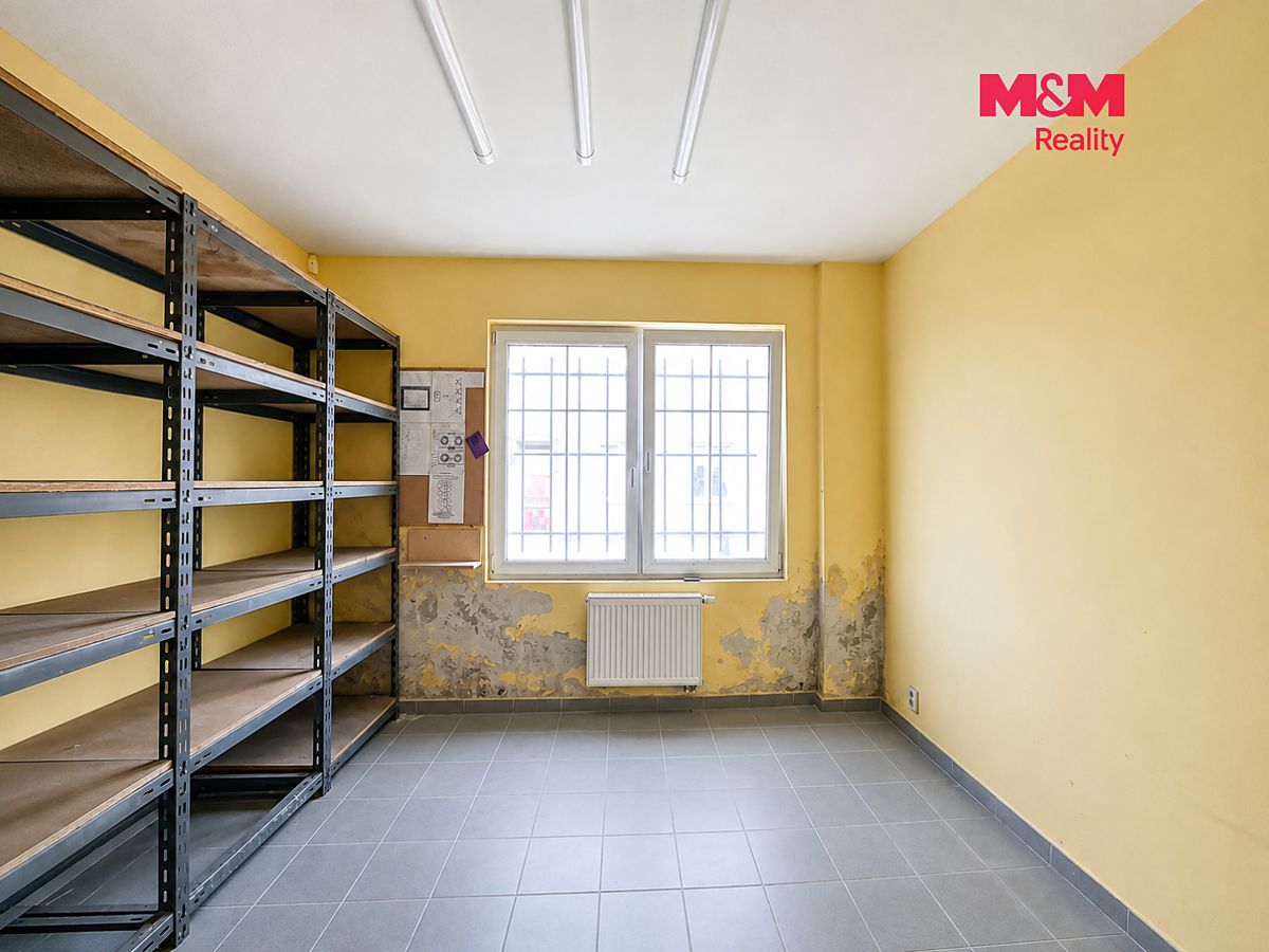 Pronájem obchodního prostoru 100 m² – fotografie 3