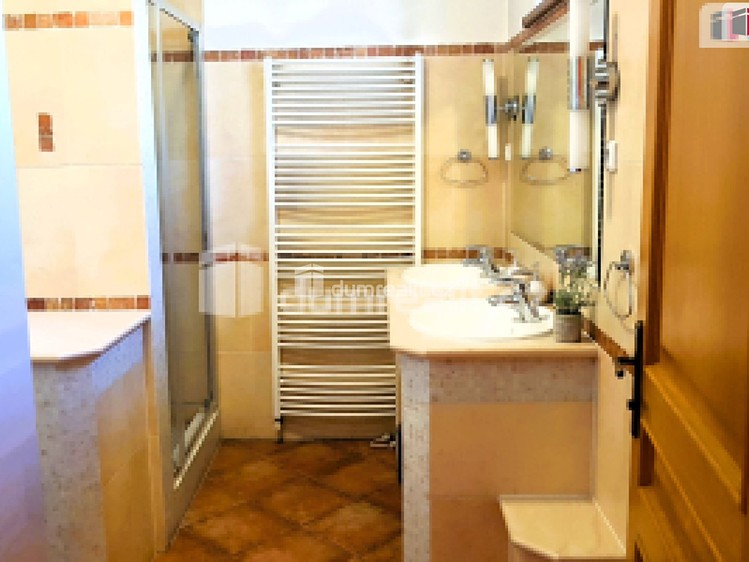 Prodej domu, 303 m² (34 z 60)