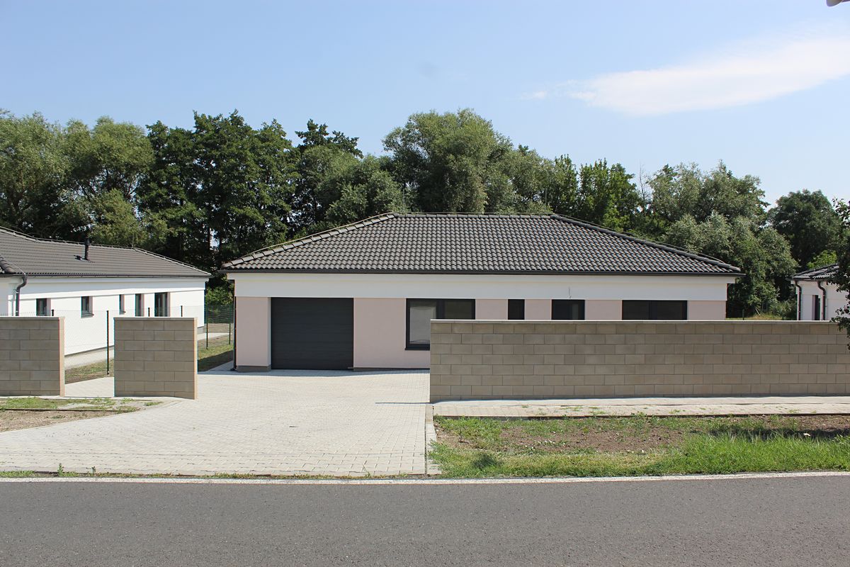Prodej rodinného domu 132 m², pozemek 921 m²