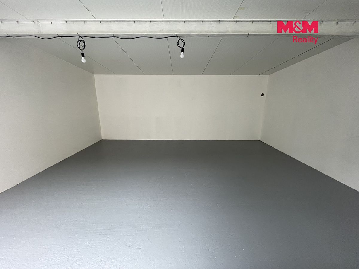Pronájem garáže 40 m² – fotografie 5