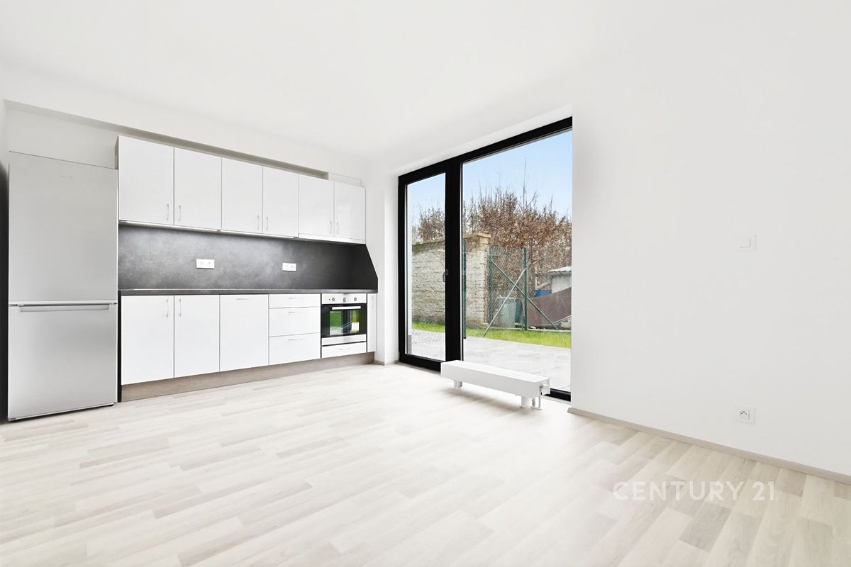 Prodej bytu 1+kk 38 m² – fotografie 2