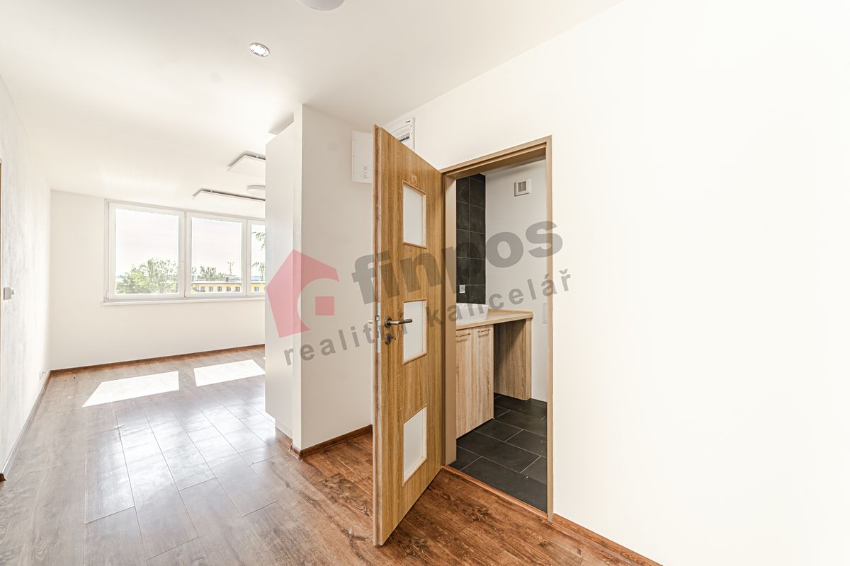 Pronájem bytu 2+kk 61 m² – fotografie 5