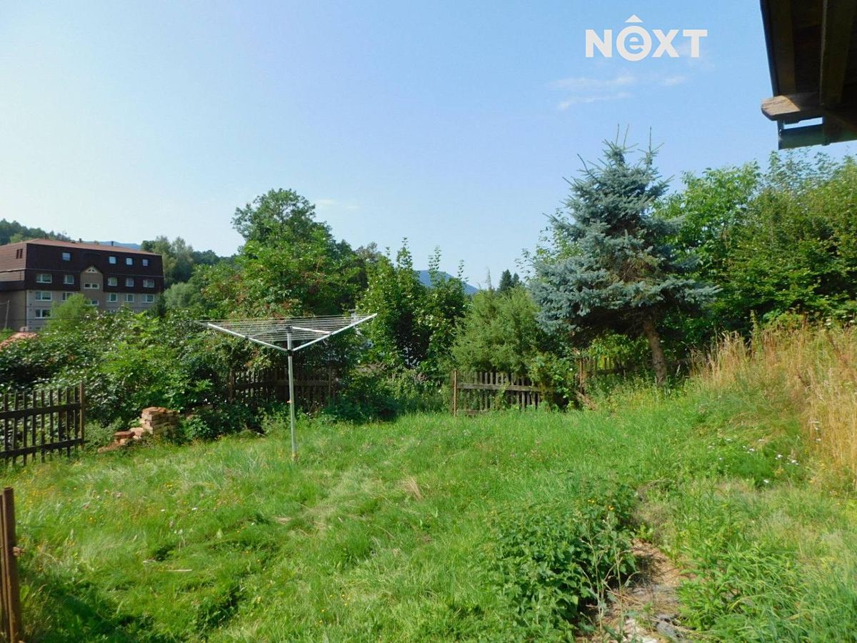 Prodej rodinného domu 200 m², pozemek 1617 m² – fotografie 3