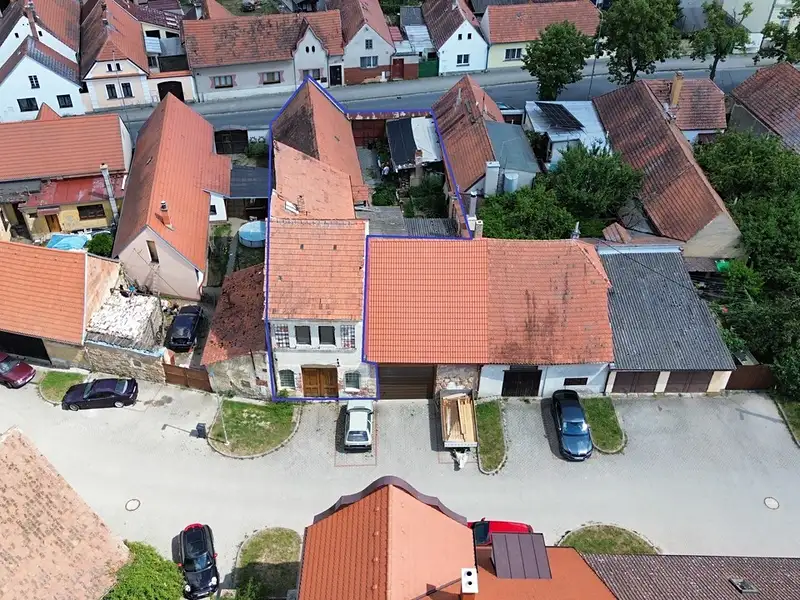 Prodej rodinného domu 141 m², pozemek 175 m², Dobřany – náhled fotky 1