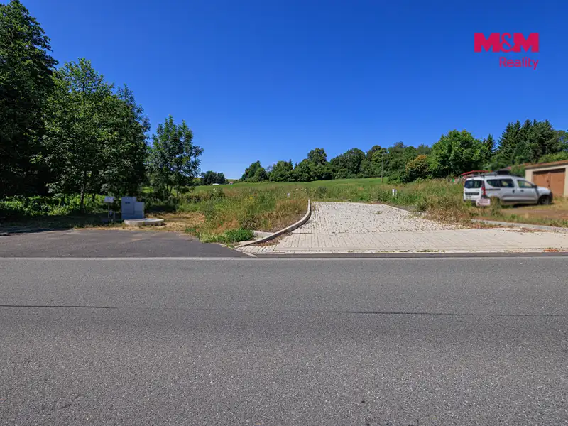 Prodej stavebního pozemku 3701 m², Hájek – náhled fotky 2