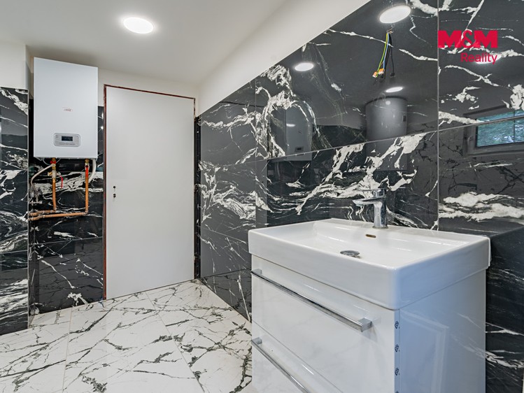 Prodej domu, 145 m² (16 z 23)