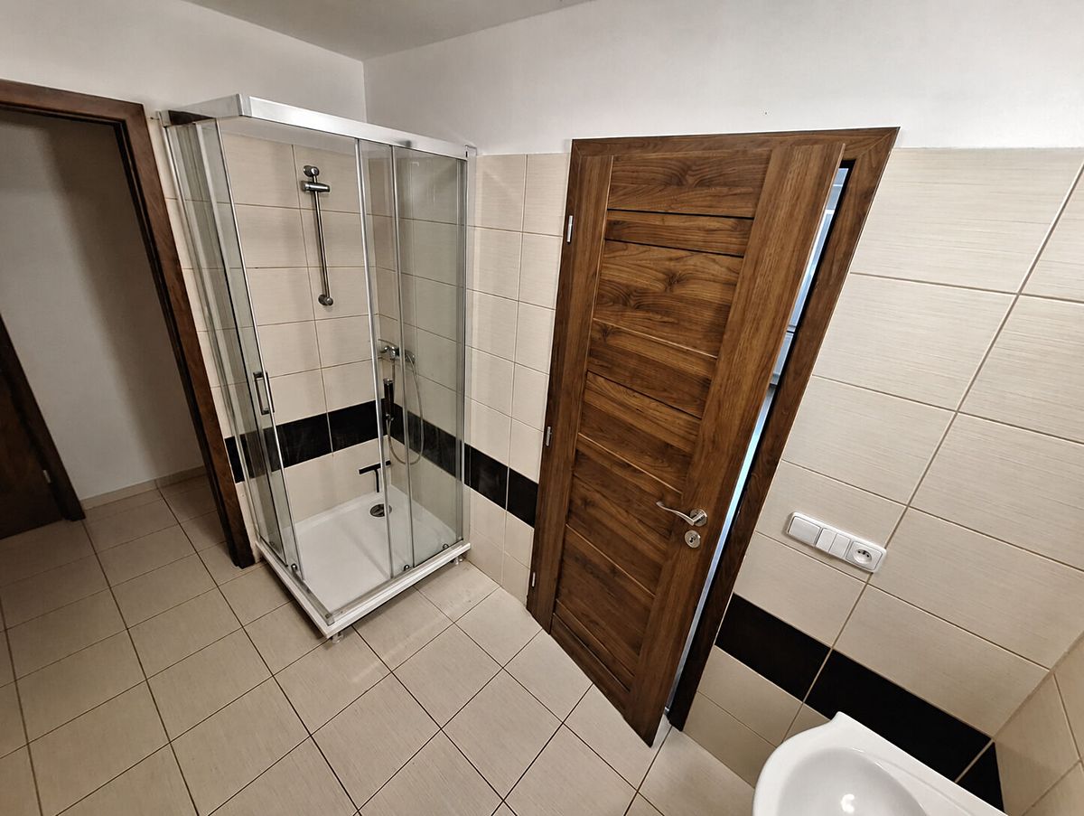 Pronájem bytu 1+kk 34 m² – fotografie 4