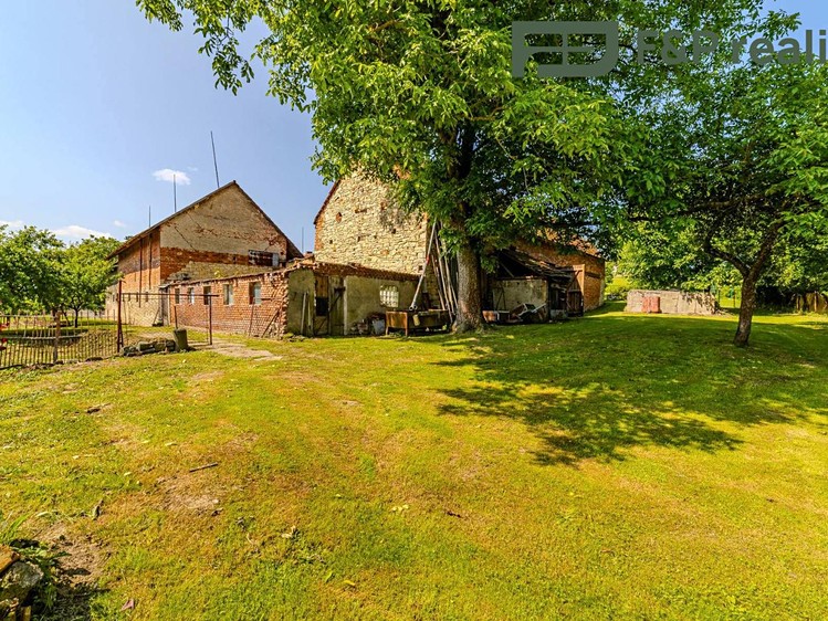 Prodej pozemku, 974 m² (4 z 9)