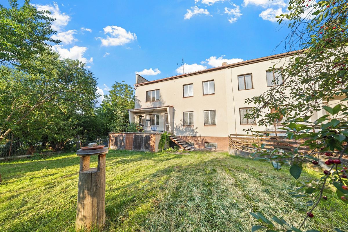 Prodej rodinného domu 177 m², pozemek 776 m² – fotografie 5