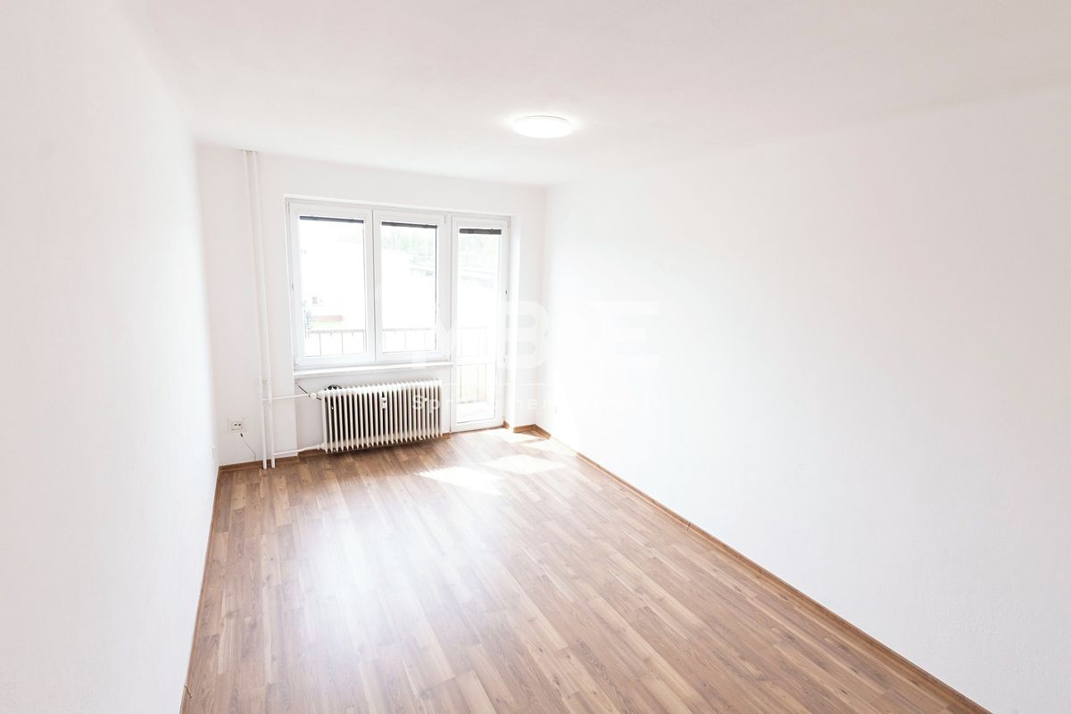Pronájem bytu 2+1 52 m² – fotografie 4