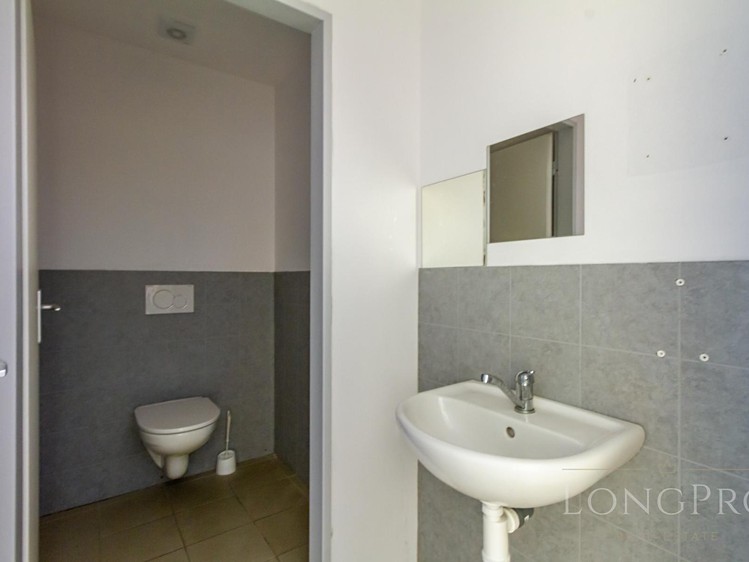 Комерційне приміщення в оренду, 170 м² (13 з 20)