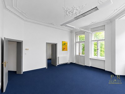 Комерційне приміщення в оренду, 15 м² (2 з 15)