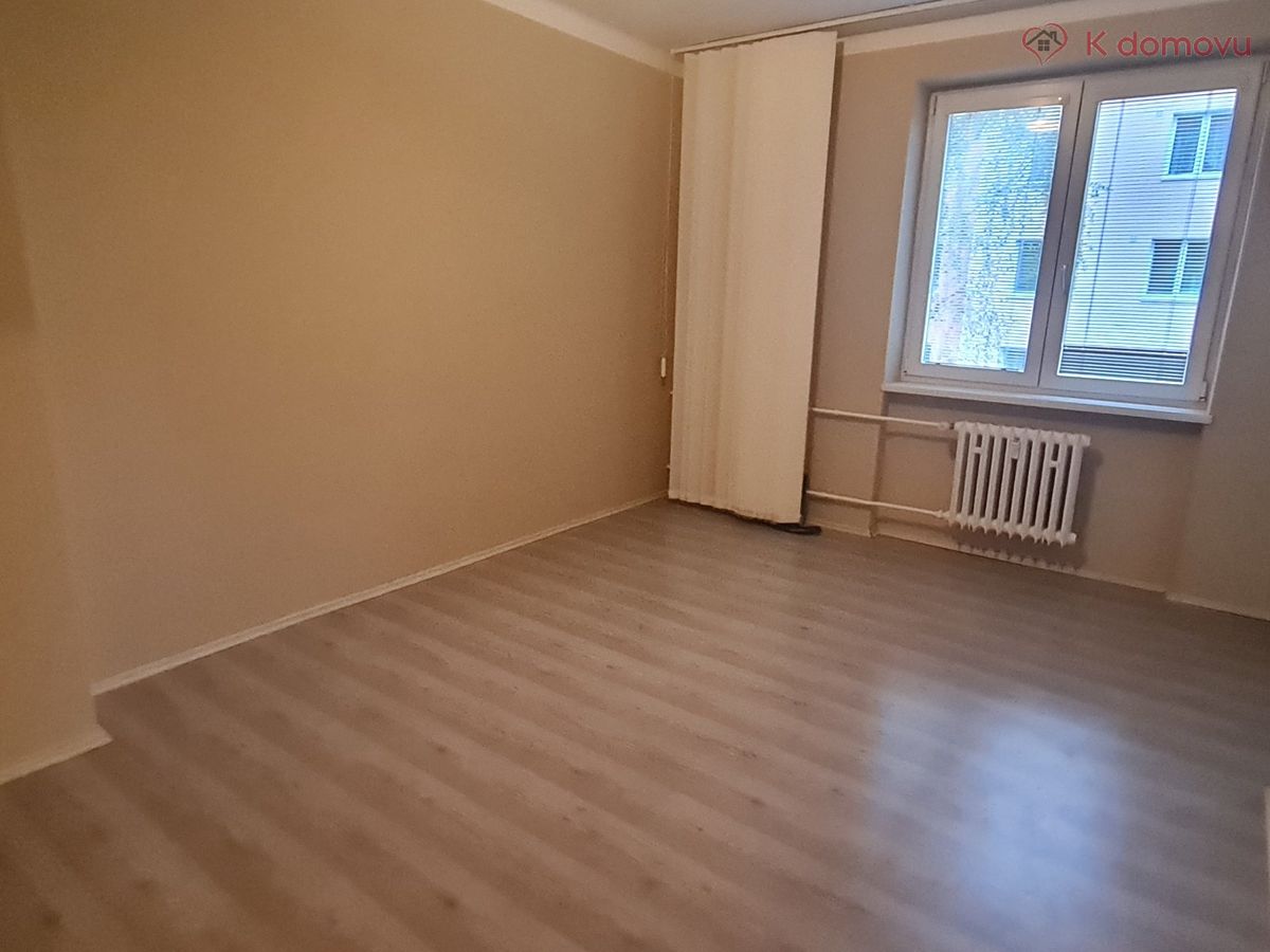 Pronájem bytu 1+1 37 m² – fotografie 2