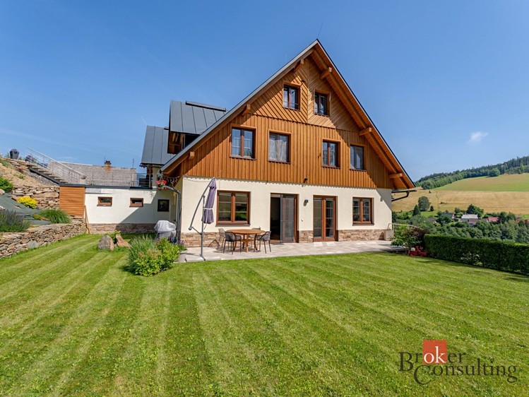 Prodej bytu atypical, 377 m² (1 z 33)